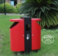 新型智能垃圾桶可自動(dòng)給垃圾分類