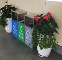 不銹鋼三分類(lèi)垃圾桶地鐵空間里的文明新范式